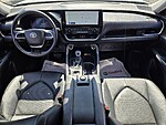 Used 2025 TOYOTA GRAND HIGHLANDER XLE in MARTINSVILLE, VIRGINIA (Photo 12)
