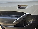 Used 2022 TOYOTA COROLLA CROSS LE in MARTINSVILLE, VIRGINIA (Photo 33)