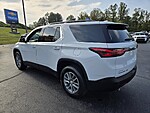 Used 2023 CHEVROLET TRAVERSE LT CLOTH in MARTINSVILLE, VIRGINIA (Photo 5)