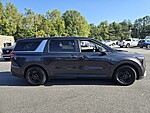 Used 2025 KIA CARNIVAL LXS in MARTINSVILLE, VIRGINIA (Photo 8)