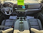 Used 2025 GMC SIERRA 1500 SLT in MARTINSVILLE, VIRGINIA (Photo 12)