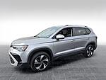 Used 2025 Volkswagen Taos SE in MARTINSVILLE, VIRGINIA (Photo 3)