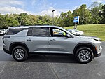 Used 2026 CHEVROLET TRAVERSE AWD LT in MARTINSVILLE, VIRGINIA (Photo 8)