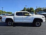 Used 2017 TOYOTA TACOMA TRD SPORT in MARTINSVILLE, VIRGINIA (Photo 8)
