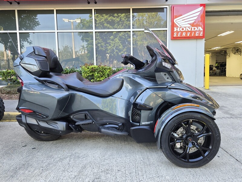 Used 2019 CanAm Others Spyder RT LIMITED in DAVIE, FLORIDA