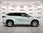 Used 2022 TOYOTA HIGHLANDER L FWD in DELRAY BEACH, FLORIDA (Photo 8)