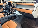 Used 2024 LAND ROVER DEFENDER 130 P400 X-DYNAMIC SE in DELRAY BEACH, FLORIDA (Photo 14)