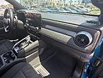 Used 2023 CHEVROLET COLORADO 2WD CREW CAB LT in FORT LAUDERDALE, FLORIDA (Photo 17)