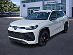 New 2026 Volkswagen Tiguan 2.0T SE R-LINE BLACK FWD in PALM BEACH GARDENS, FLORIDA (Photo 4)