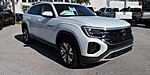 New 2026 Volkswagen Atlas Cross Sport 2.0T SE FWD in PALM BEACH GARDENS, FLORIDA