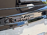 New 2026 GMC ACADIA FWD 4DR ELEVATION in PALM BEACH GARDENS, FLORIDA (Photo 11)