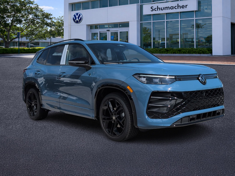New 2026 Volkswagen Tiguan 2.0T SE R-LINE BLACK FWD in PALM BEACH GARDENS, FLORIDA