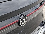 New 2026 Volkswagen Taos SE BLACK FWD in PALM BEACH GARDENS, FLORIDA (Photo 15)