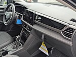 New 2026 Volkswagen Taos SE BLACK FWD in PALM BEACH GARDENS, FLORIDA (Photo 18)