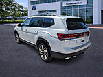 New 2026 Volkswagen Atlas 2.0T SE W/TECHNOLOGY FWD in PALM BEACH GARDENS, FLORIDA (Photo 5)