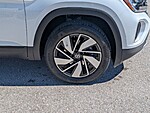 New 2026 Volkswagen Atlas 2.0T SE W/TECHNOLOGY FWD in PALM BEACH GARDENS, FLORIDA (Photo 9)