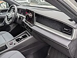 New 2026 Volkswagen Tiguan SE R-LINE BLACK FWD in PALM BEACH GARDENS, FLORIDA (Photo 17)