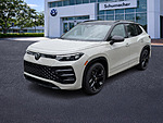 New 2026 Volkswagen Tiguan SE R-LINE BLACK FWD in PALM BEACH GARDENS, FLORIDA (Photo 3)