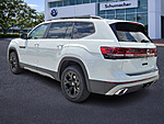 New 2026 Volkswagen Atlas 2.0T PEAK EDITION 4MOTION in PALM BEACH GARDENS, FLORIDA (Photo 5)