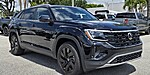 New 2026 Volkswagen Atlas Cross Sport 2.0T SE W/TECHNOLOGY FWD in PALM BEACH GARDENS, FLORIDA
