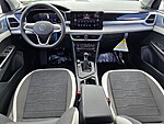 New 2026 Volkswagen Taos SE FWD in PALM BEACH GARDENS, FLORIDA (Photo 12)