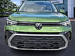New 2026 Volkswagen Taos SE FWD in PALM BEACH GARDENS, FLORIDA (Photo 2)