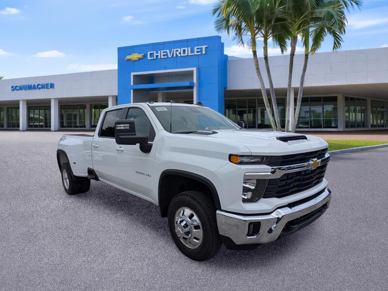 New 2026 CHEVROLET SILVERADO 3500 4WD CREW CAB 172