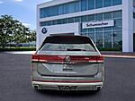 New 2026 Volkswagen Atlas 2.0T PEAK EDITION 4MOTION in PALM BEACH GARDENS, FLORIDA (Photo 6)