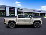 New 2026 GMC CANYON 2WD CREW CAB ELEVATION in PALM BEACH GARDENS, FLORIDA (Photo 8)