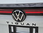 New 2026 Volkswagen Tiguan SE R-LINE BLACK FWD in PALM BEACH GARDENS, FLORIDA (Photo 17)