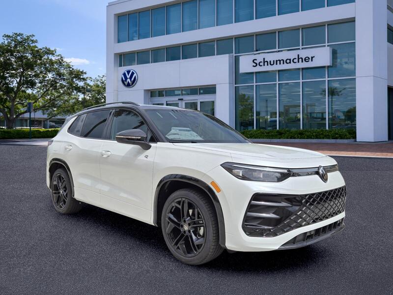 New 2026 Volkswagen Tiguan SE R-LINE BLACK FWD in PALM BEACH GARDENS, FLORIDA