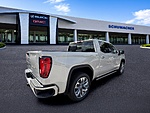 New 2026 GMC SIERRA 1500 4WD CREW CAB 147