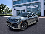 New 2026 Volkswagen Tiguan SE R-LINE BLACK FWD in PALM BEACH GARDENS, FLORIDA (Photo 3)
