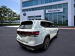 New 2026 Volkswagen Atlas 2.0T SE W/TECHNOLOGY FWD in PALM BEACH GARDENS, FLORIDA (Photo 7)