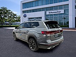 New 2026 Volkswagen Atlas 2.0T SE W/TECHNOLOGY FWD in PALM BEACH GARDENS, FLORIDA (Photo 5)
