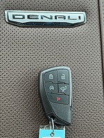 New 2026 GMC SIERRA 2500 4WD CREW CAB 159