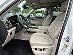 New 2026 Volkswagen Atlas 2.0T SE W/TECHNOLOGY FWD in PALM BEACH GARDENS, FLORIDA (Photo 11)