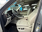 New 2026 Volkswagen Atlas 2.0T SE W/TECHNOLOGY 4MOTION in PALM BEACH GARDENS, FLORIDA (Photo 12)