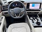 New 2026 Volkswagen Atlas 2.0T SE W/TECHNOLOGY 4MOTION in PALM BEACH GARDENS, FLORIDA (Photo 16)