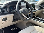New 2026 Volkswagen Atlas 2.0T SEL PREMIUM R-LINE 4MOTION in PALM BEACH GARDENS, FLORIDA (Photo 13)