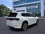 New 2026 Volkswagen Atlas 2.0T SEL PREMIUM R-LINE 4MOTION in PALM BEACH GARDENS, FLORIDA (Photo 7)