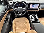 New 2026 Volkswagen Atlas Cross Sport 2.0T SEL R-LINE BLACK 4MOTION in PALM BEACH GARDENS, FLORIDA (Photo 16)