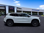 New 2026 GMC ACADIA FWD 4DR ELEVATION in PALM BEACH GARDENS, FLORIDA (Photo 8)