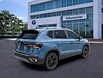 New 2026 Volkswagen Taos SE FWD in PALM BEACH GARDENS, FLORIDA (Photo 7)