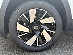 New 2026 Volkswagen Atlas Cross Sport 2.0T SE W/TECHNOLOGY FWD in PALM BEACH GARDENS, FLORIDA (Photo 11)