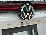 New 2026 Volkswagen Tiguan SE FWD in PALM BEACH GARDENS, FLORIDA (Photo 9)