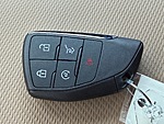 New 2027 CHEVROLET EQUINOX FWD 4DR ACTIV W/XDB in PALM BEACH GARDENS, FLORIDA (Photo 27)