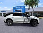 New 2027 CHEVROLET TRAVERSE FWD 4DR LT W/1LT in PALM BEACH GARDENS, FLORIDA (Photo 8)
