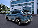 New 2026 Volkswagen Tiguan SE 4MOTION in PALM BEACH GARDENS, FLORIDA (Photo 5)