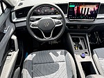 New 2026 Volkswagen Tiguan SE FWD in PALM BEACH GARDENS, FLORIDA (Photo 15)
